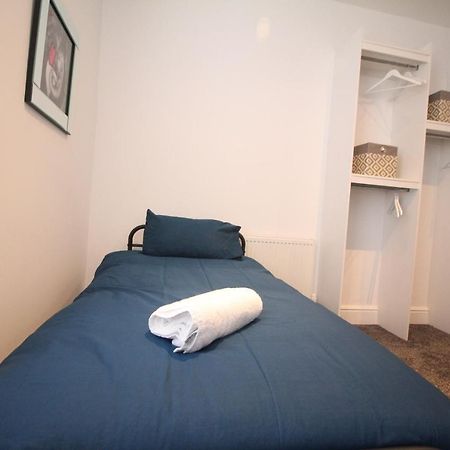Media Manor - Fully Refurbished In 2022 - Large 6 Bedrooms, 3 Bathrooms Plus Media Games Room Blackpool Exteriér fotografie
